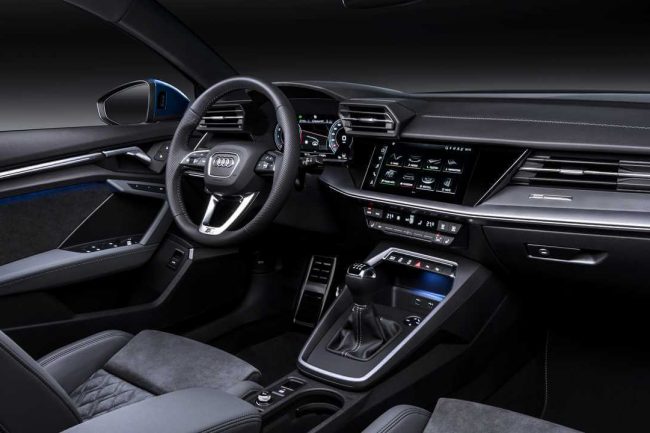 Audi A3 - jaunās paaudzes sedans, salons, foto